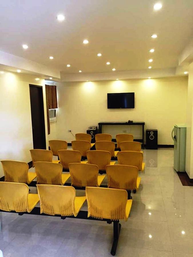 Rainbowland Hotel Olongapo Extérieur photo