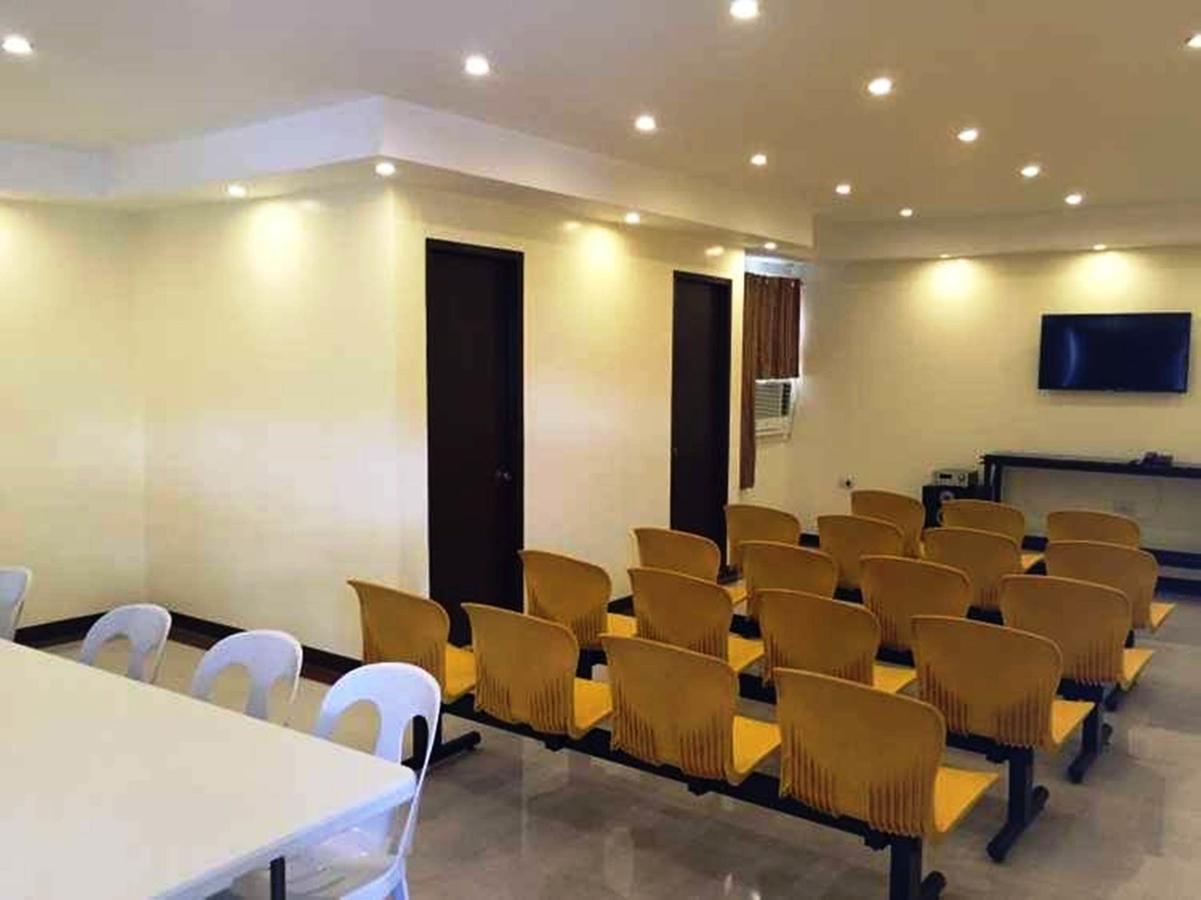 Rainbowland Hotel Olongapo Extérieur photo