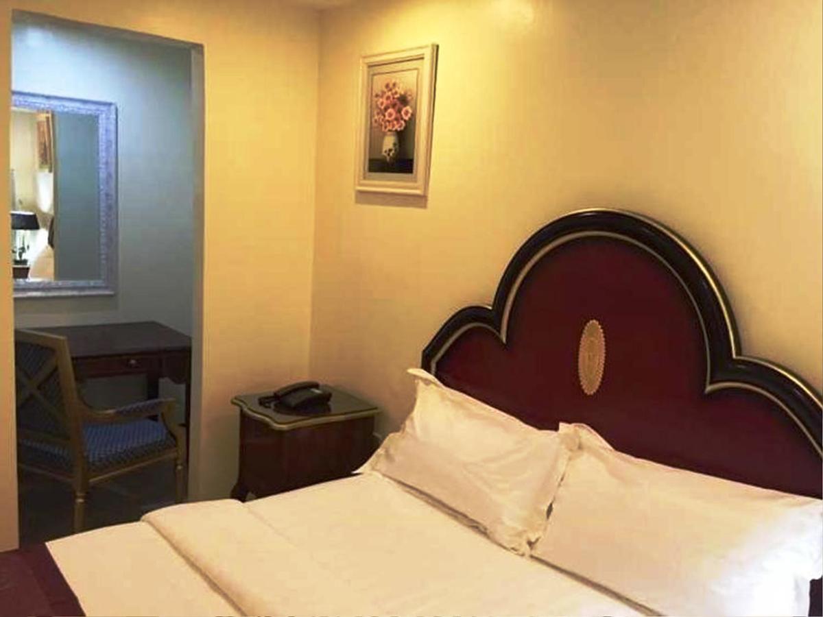 Rainbowland Hotel Olongapo Extérieur photo